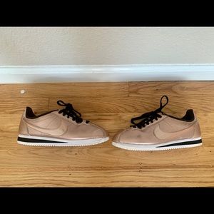 Women’s Nike Cortez Bronze Size 6.5/7